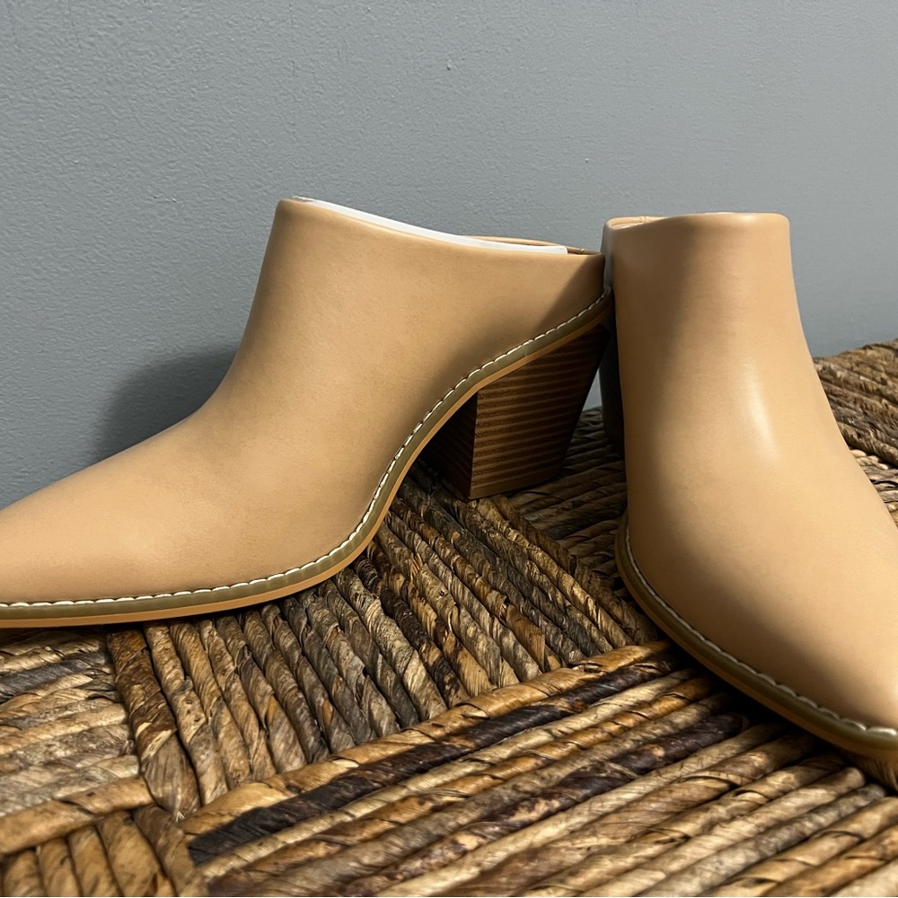 BCBGeneration Mules - Picture 3 of 8